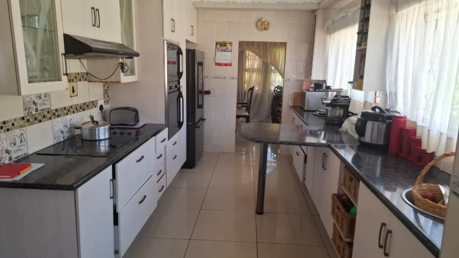 3 Bedroom Property for Sale in Oos Einde North West